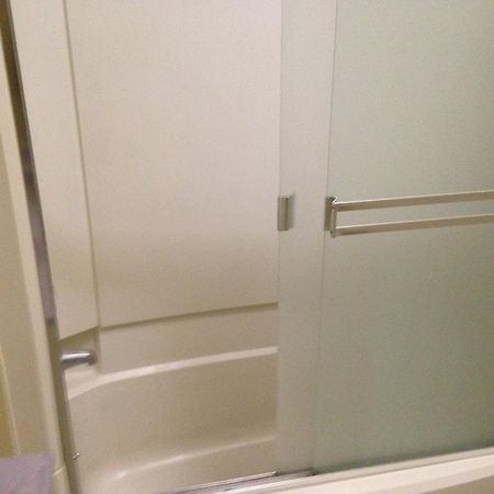 Reedley Hotel Burgess מראה חיצוני תמונה