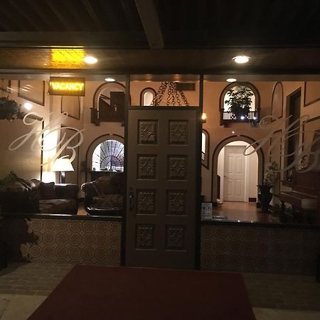 Reedley Hotel Burgess מראה חיצוני תמונה