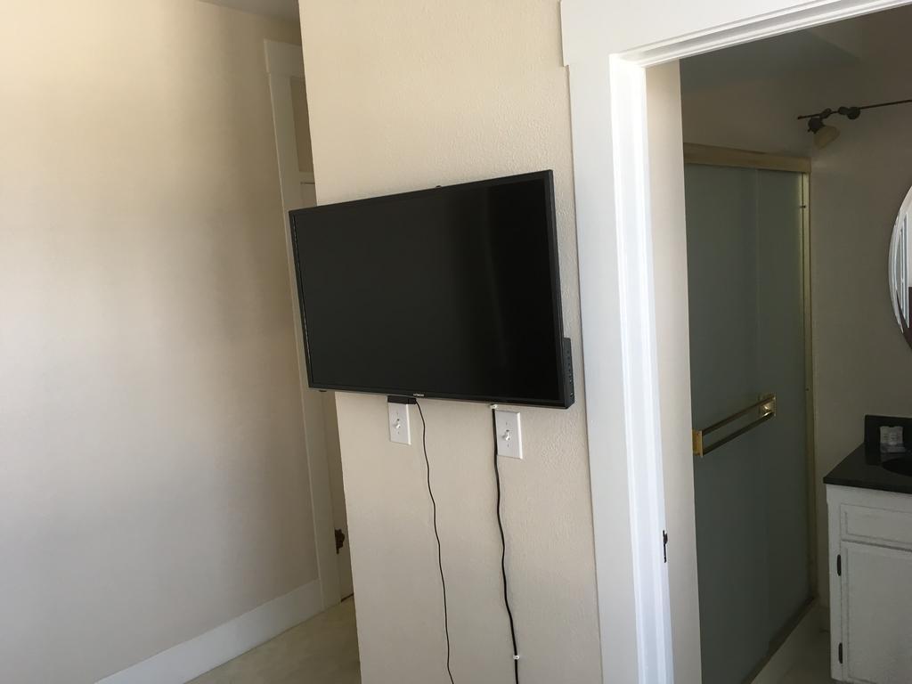 Reedley Hotel Burgess מראה חיצוני תמונה